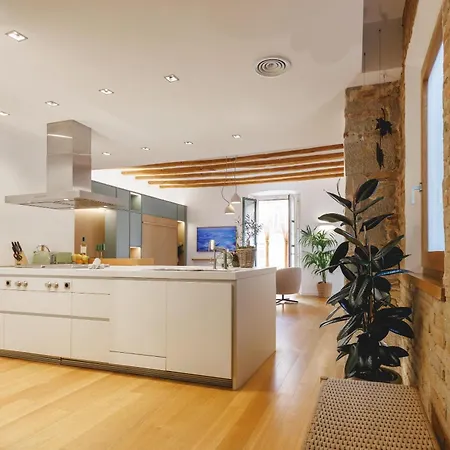 Bravissimo La Joia Del Barri Vell *